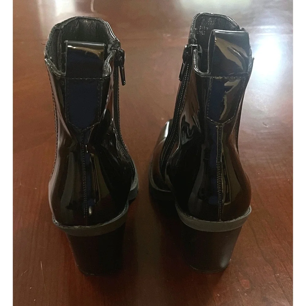 Diba True Cheyanne Lug Black Patent Western Ankle Boots Pointed Toe Womens 6